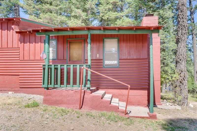 Private cabin at The Cabins at Cloudcroft under tall pines