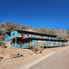 Cloudcroft Hostel exterior, wide shot in winter